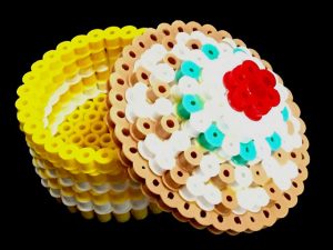 お菓子の小物入れ