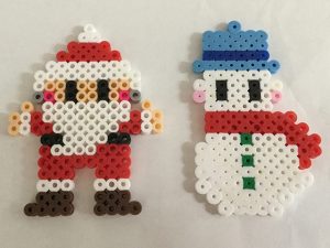 サンタと雪ダルマ